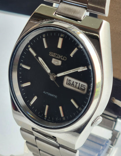 Vintage 1977 Original Seiko 5 Automatic 6309-8360 Black Face 17 Jewels Day-Date Japanese Men's Wrist Watch ET100