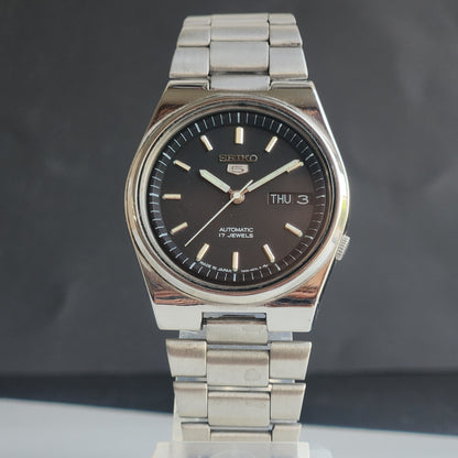Vintage 1978 Original Seiko 5 Automatic 7009-3161 Black Face 17 Jewels Day-Date Japanese Men's Wrist Watch ET107