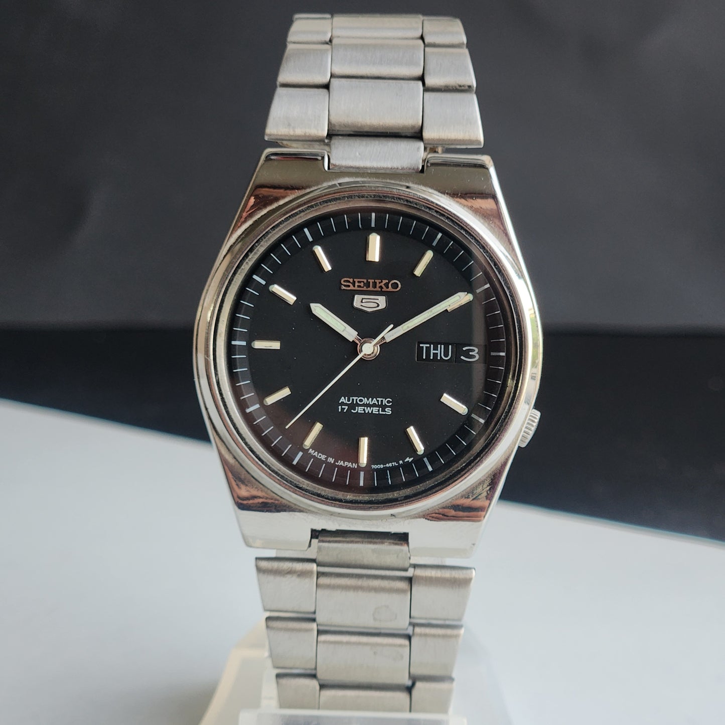 Vintage 1978 Original Seiko 5 Automatic 7009-3161 Black Face 17 Jewels Day-Date Japanese Men's Wrist Watch ET107