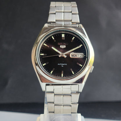 Vintage 1977 Original Seiko 5 Automatic 7009-8761 Black Face 17 Jewels Day-Date Japanese Men's Wrist Watch ET108