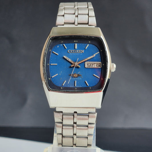 Vintage 1982 Original Citizen Automatic 8200 Blaue Face 21 Jewels Day-Date Japanese Men's Wrist Watch EG152