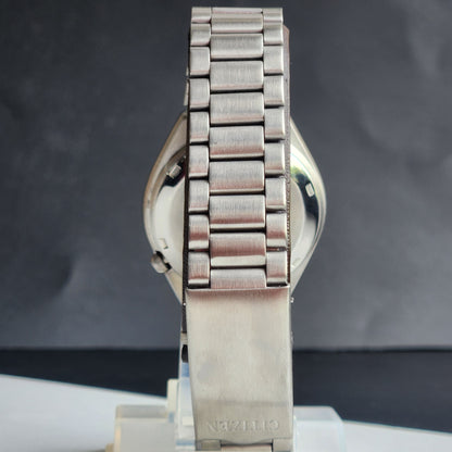 Vintage 1977 Original Citizen Automatic 8200 Golden Face 21 Jewels Day-Date Japanese Men's Wrist Watch EG154
