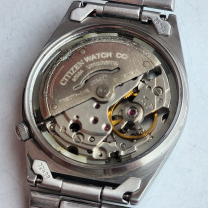 Vintage 1981 Original Citizen Automatic 8200 Silver Face 21 Jewels Day-Date Japanese Men's Wrist Watch EG158