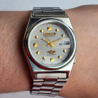 Vintage 1981 Original Citizen Automatic 8200 Silver Face 21 Jewels Day-Date Japanese Men's Wrist Watch EG158