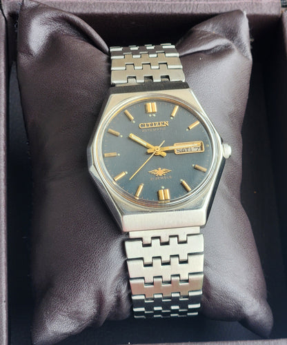 Vintage 1981 Original Citizen Automatic 8200 Black Face 21 Jewels Day-Date Japanese Men's Wrist Watch EG160