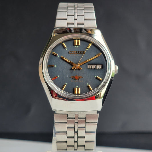Vintage 1977 Original Citizen Automatic 8200 Grey Face 21 Jewels Day-Date Japanese Men's Wrist Watch EG166