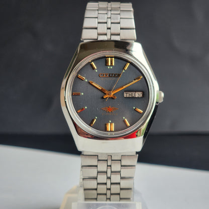 Vintage 1977 Original Citizen Automatic 8200 Grey Face 21 Jewels Day-Date Japanese Men's Wrist Watch EG166