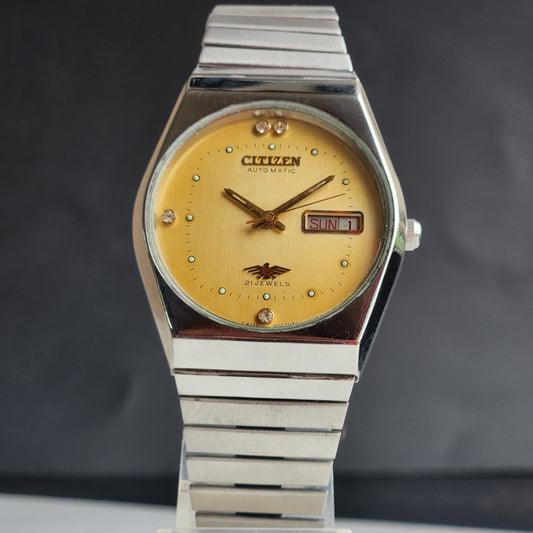 Vintage 1975 Original Citizen Automatic 8200 Yellow Face 21 Jewels Day-Date Japanese Men's Wrist Watch EG168