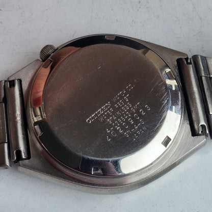 Vintage 1974 Original Citizen Automatic 8200 Black Face 21 Jewels Day-Date Japanese Men's Wrist Watch EG174