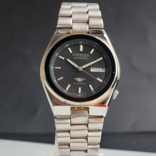 Vintage 1974 Original Citizen Automatic 8200 Black Face 21 Jewels Day-Date Japanese Men's Wrist Watch EG115