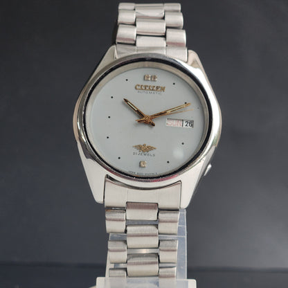 Vintage 1975 Original Citizen Automatic 8200 Grey Face 21 Jewels Day-Date Japanese Men's Wrist Watch EG181