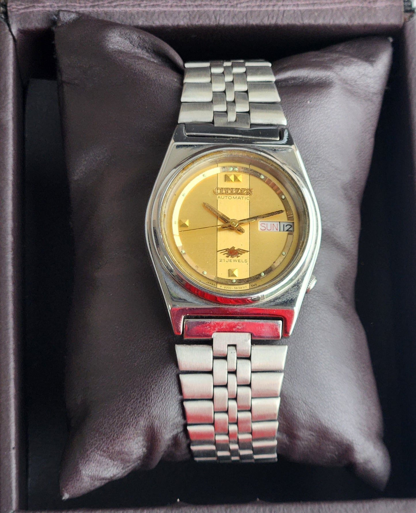 Vintage 1980 Original Citizen Automatic 8200 Golden Face 21 Jewels Day-Date Japanese Men's Wrist Watch EG182