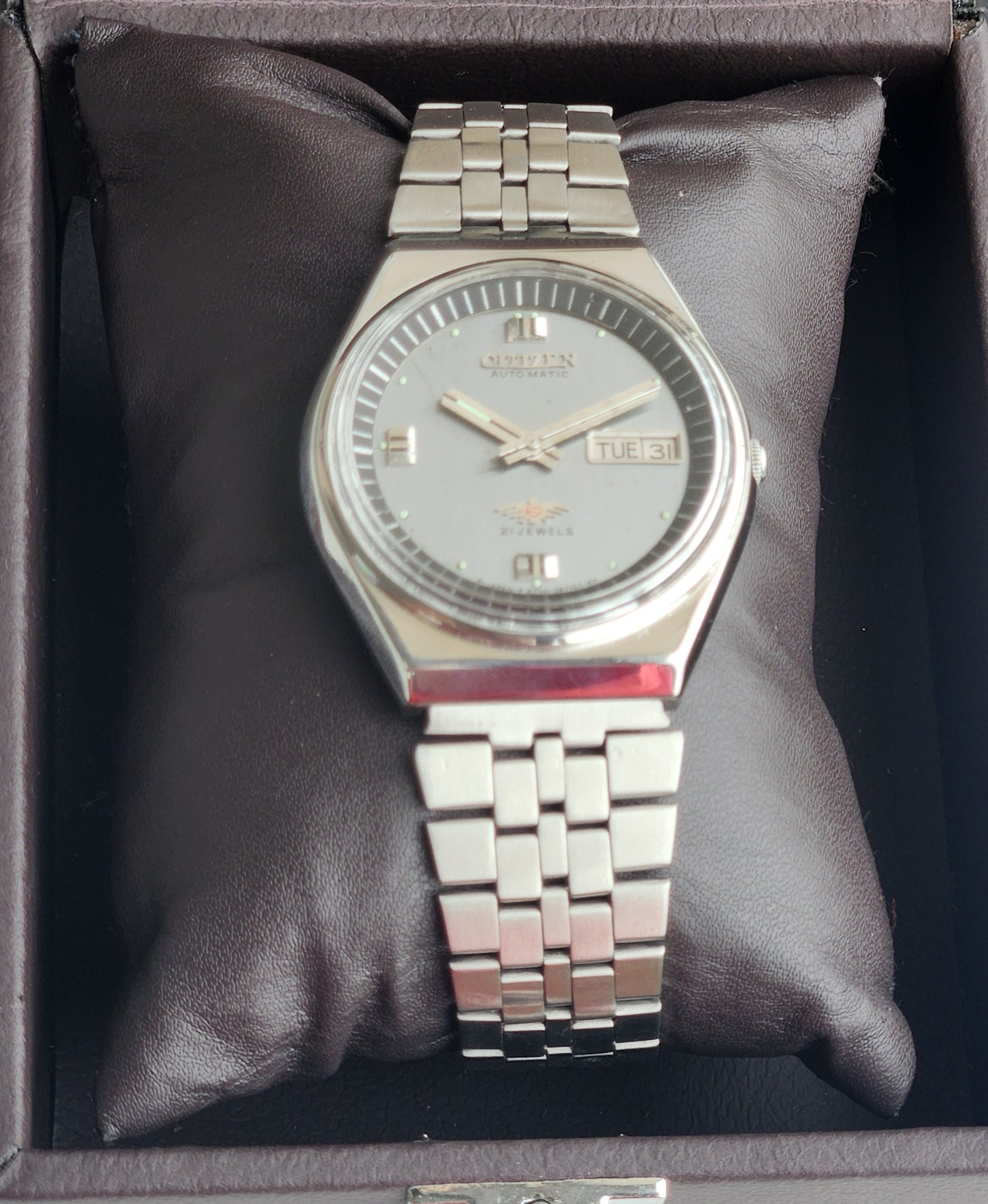 Vintage 1979 Original Citizen Automatic 8200 Grey Face 21 Jewels Day-Date Japanese Men's Wrist Watch EG187