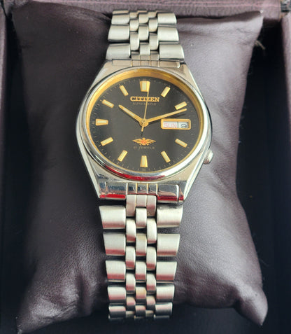 Vintage 1982 Original Citizen Automatic 8200 Black Face 21 Jewels Day-Date Japanese Men's Wrist Watch EG188