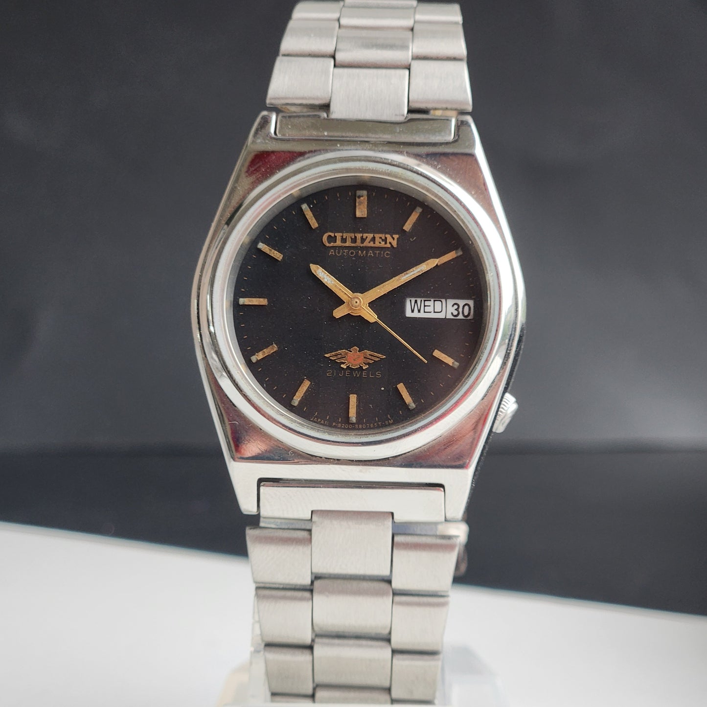 Vintage 1982 Original Citizen Automatic 8200 Black Face 21 Jewels Day-Date Japanese Men's Wrist Watch EG192