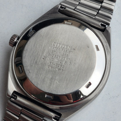 Vintage 1982 Original Citizen Automatic 8200 Grey Face 21 Jewels Day-Date Japanese Men's Wrist Watch EG180