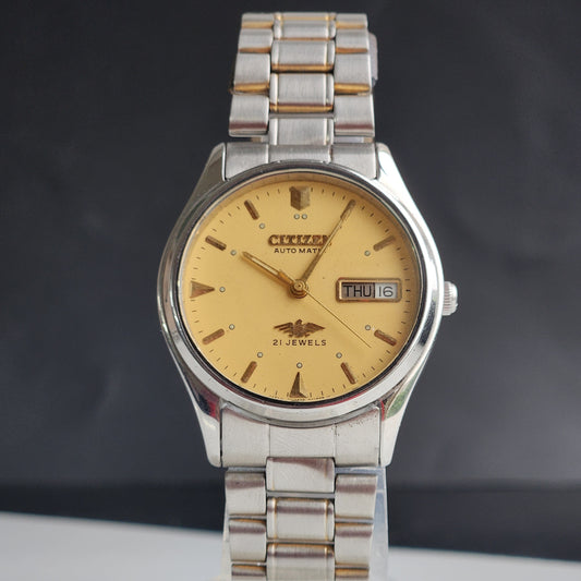Vintage 1978 Original Citizen Automatic 8200 Golden Face 21 Jewels Day-Date Japanese Men's Wrist Watch EG195