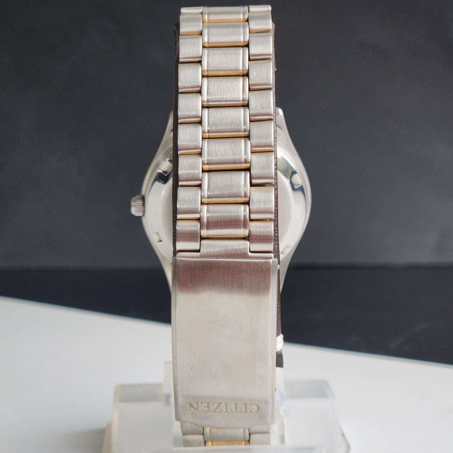 Vintage 1978 Original Citizen Automatic 8200 Golden Face 21 Jewels Day-Date Japanese Men's Wrist Watch EG195