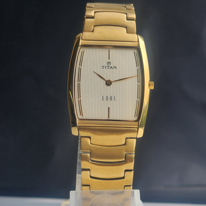 Original TITAN EDGE 1044YCE31 Barrel Golden Face 28MM Case Men's Watch H63