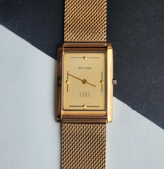 Original TITAN EDGE 679YAC Rectangular Golden Face 25MM Case Men's Watch H68