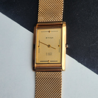 Original TITAN EDGE 679YAC Rectangular Golden Face 25MM Case Men's Watch H68