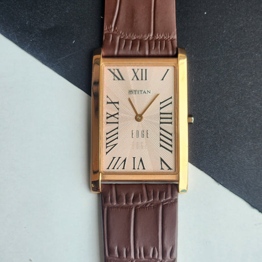 Original TITAN EDGE 151YAA Rectangular Peach Face 28MM Case Men's Watch H72