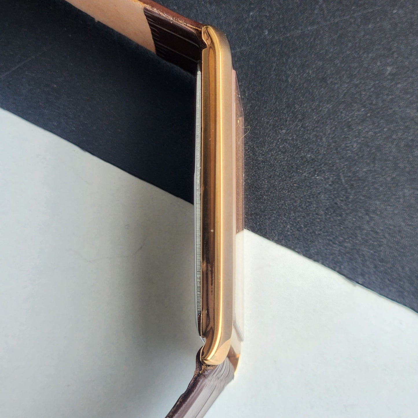 Original TITAN EDGE 151AYAA Rectangular Golden Face 28MM Case Men's Watch H74