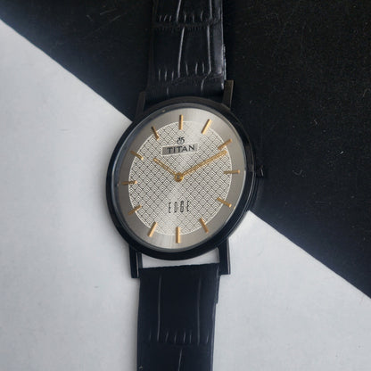 Original TITAN EDGE 1595WAA34 Round White Face 38MM Case Men's Watch H78