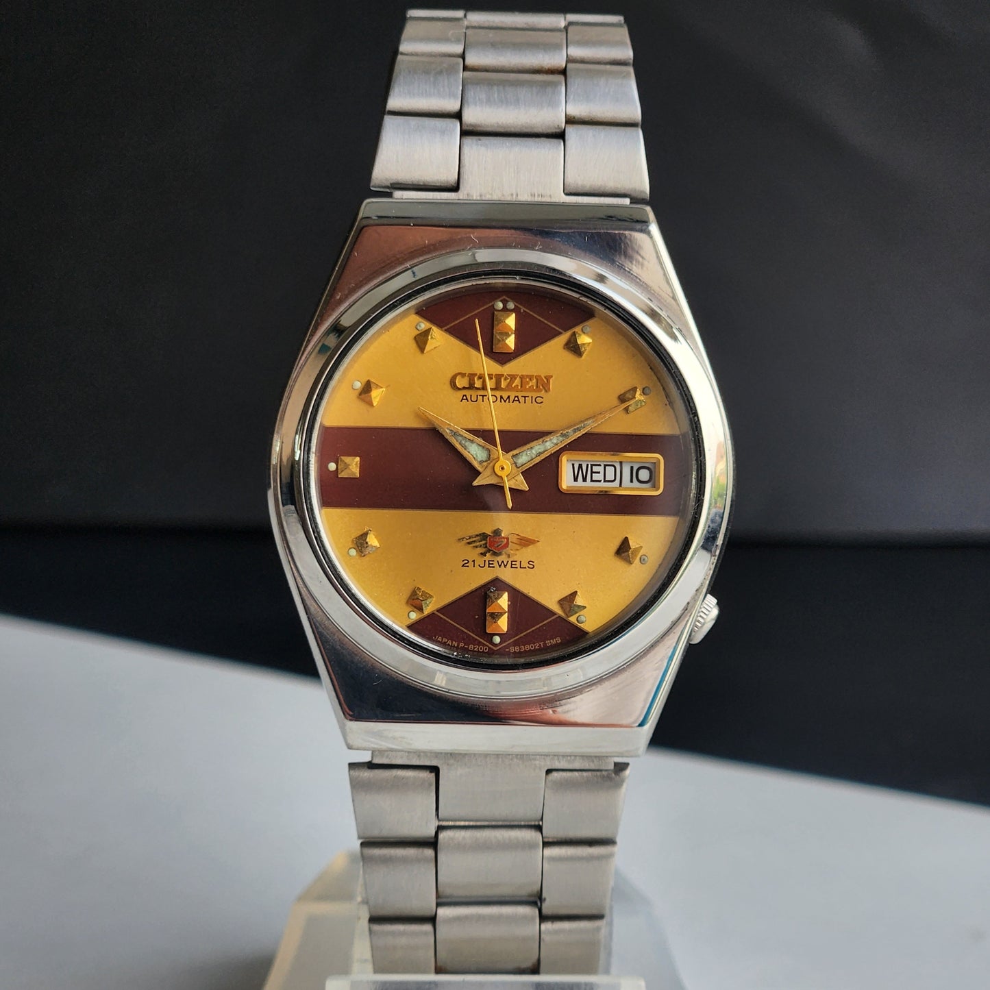 Vintage 1981 Original Citizen Automatic 8200 Golden Face 21 Jewels Day-Date Japanese Men's Wrist Watch EA01