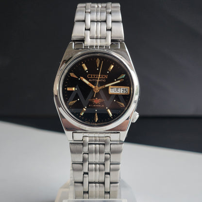 Vintage 1983 Original Citizen Automatic 8200 Black Face 21 Jewels Day-Date Japanese Men's Wrist Watch EA03