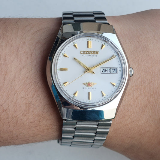 Vintage 1974 Original Citizen Automatic 8200 White Face 21 Jewels Day-Date Japanese Men's Wrist Watch EA06