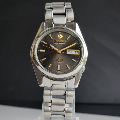 Vintage 1983 Original Citizen Automatic 8200 Black Face 21 Jewels Day-Date Japanese Men's Wrist Watch EA08