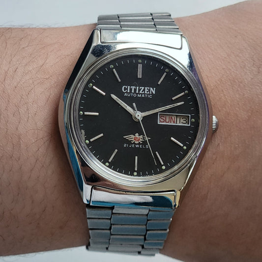 Vintage 1978 Original Citizen Automatic 8200 Black Face 21 Jewels Day-Date Japanese Men's Wrist Watch EA16