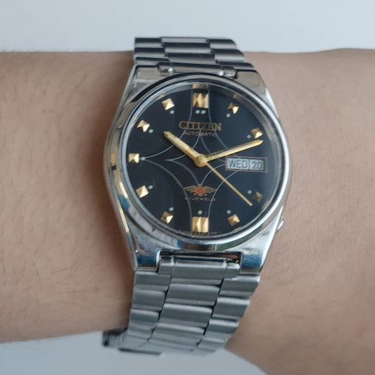 Vintage 1978 Original Citizen Automatic 8200 Black Face 21 Jewels Day-Date Japanese Men's Wrist Watch EA18