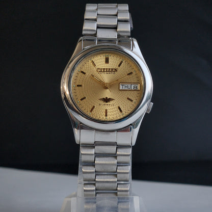 Vintage 1978 Original Citizen Automatic 8200 Golden Face 21 Jewels Day-Date Japanese Men's Wrist Watch EA19