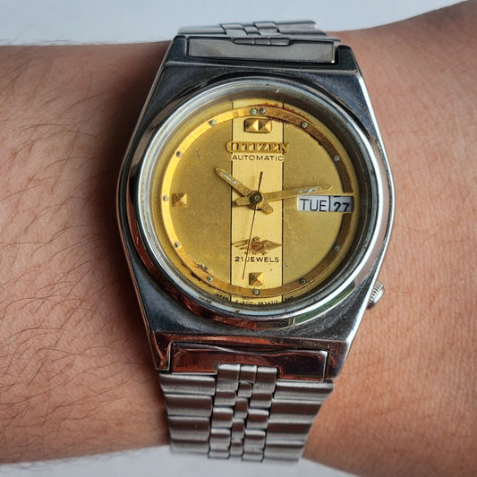 Vintage 1981 Original Citizen Automatic 8200 Golden Face 21 Jewels Day-Date Japanese Men's Wrist Watch EA21