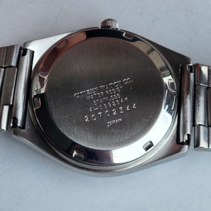Vintage 1982 Original Citizen Automatic 8200 Grey Face 21 Jewels Day-Date Japanese Men's Wrist Watch EA23