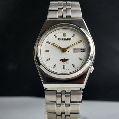 Vintage 1991 Original Citizen Automatic 8200 White Face 21 Jewels Day-Date Japanese Men's Wrist Watch EA32