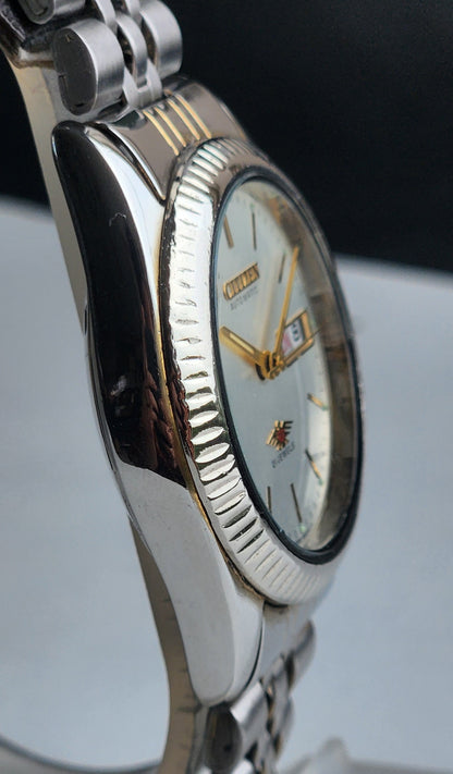 Vintage 1974 Original Citizen Automatic 8200 White Face 21 Jewels Day-Date Japanese Men's Wrist Watch EA34