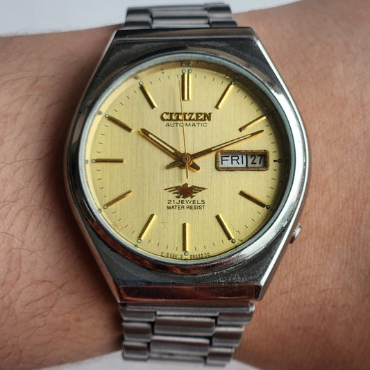 Vintage 1980 Original Citizen Automatic 8200 Golden Face 21 Jewels Day-Date Japanese Men's Wrist Watch EA37