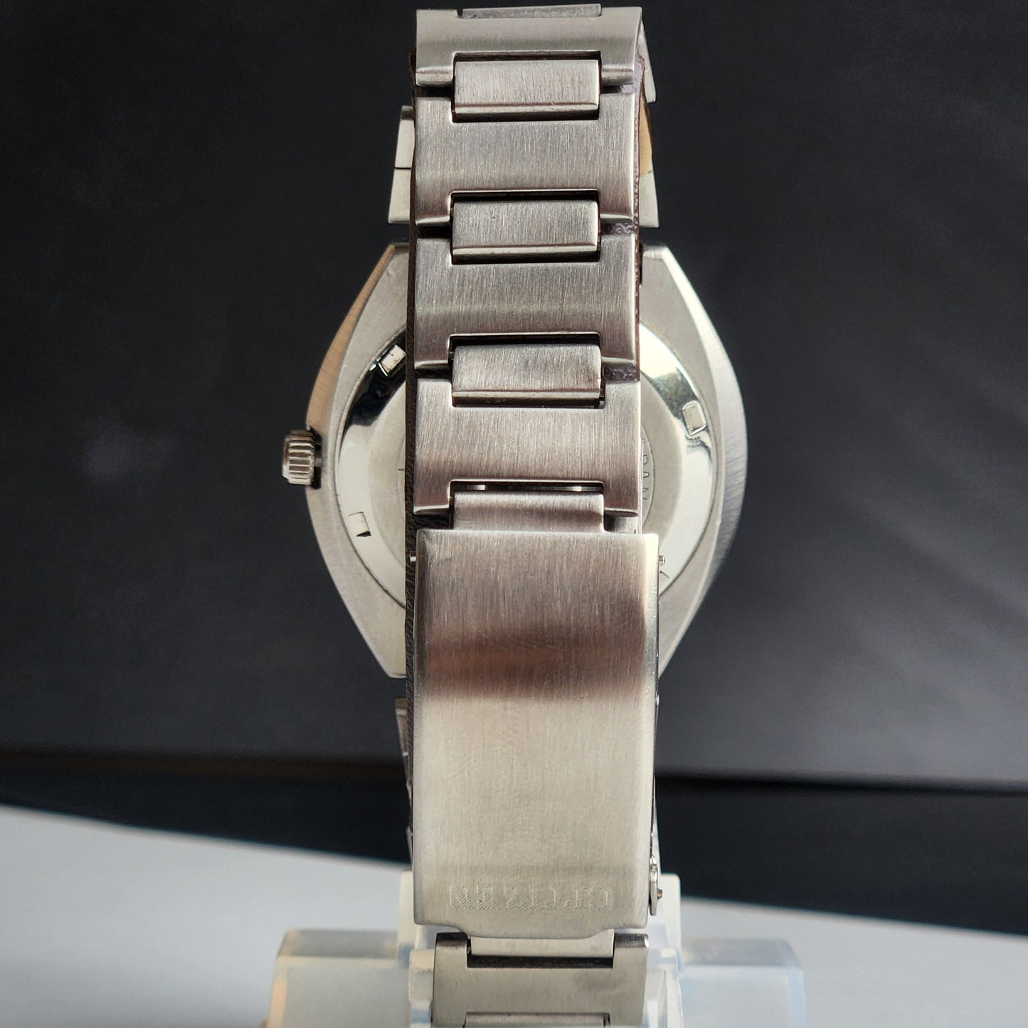 Vintage 1977 Original Citizen Automatic 8200 Golden Face 21 Jewels Day-Date Japanese Men's Wrist Watch EA38