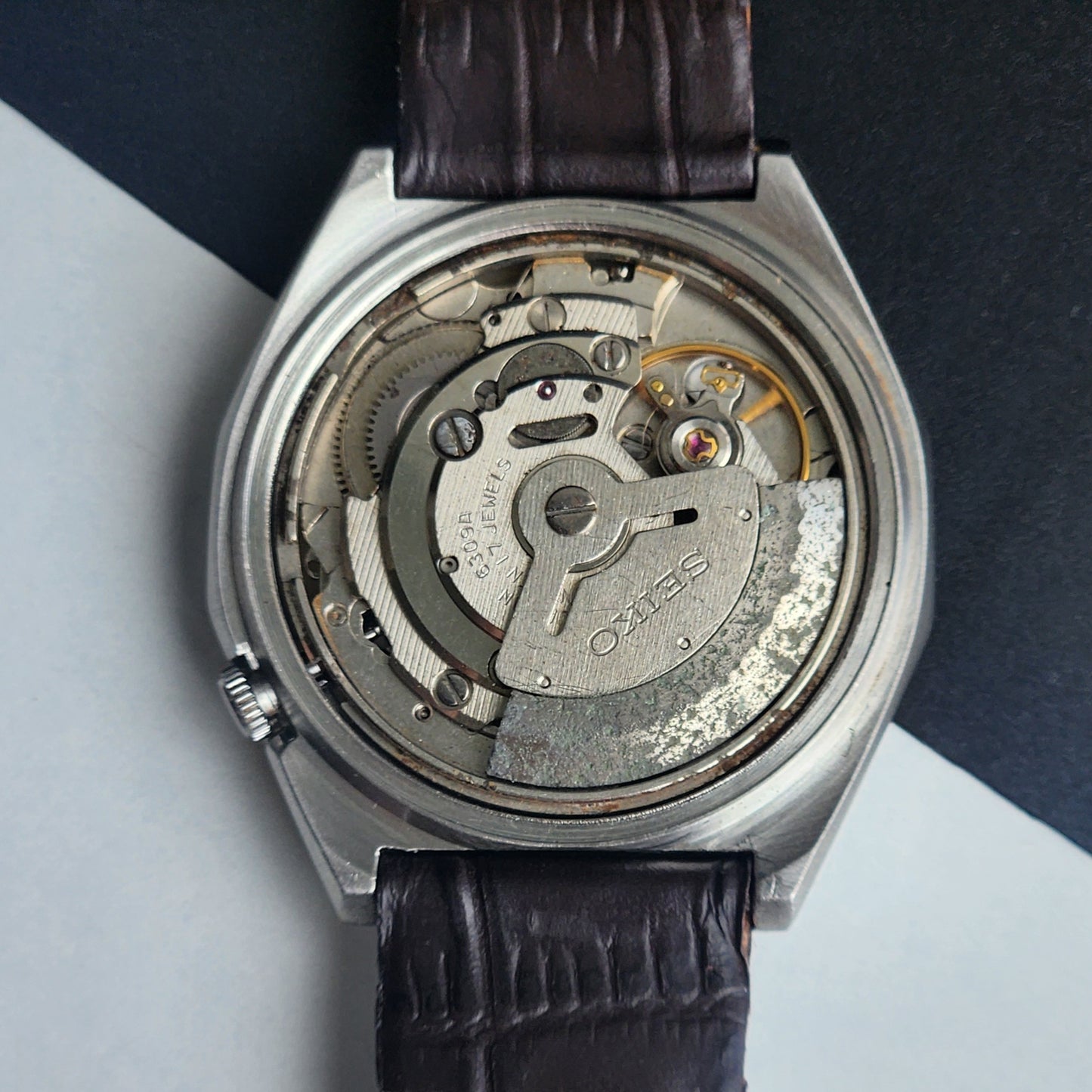 Vintage 1992 Original Seiko 5 Automatic 6309-720B Grey Face 17 Jewels Brown Leather Strap Day-Date Japanese Men's Wrist Watch EG198