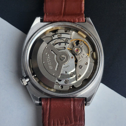 Vintage 1985 Original Seiko 5 Automatic 6319-520A Black Face 21 Jewels Tan Leather Strap Day-Date Japanese Men's Wrist Watch EG201