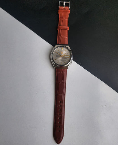 Vintage 1991 Original Seiko 5 Automatic 6309-8690 Grey Face 17 Jewels Tan Leather Strap Day-Date Japanese Men's Wrist Watch EG210