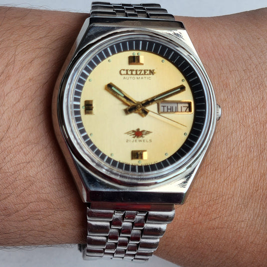 Vintage 1975 Original Citizen Automatic 8200 Golden Face 21 Jewels Day-Date Japanese Men's Wrist Watch EA43