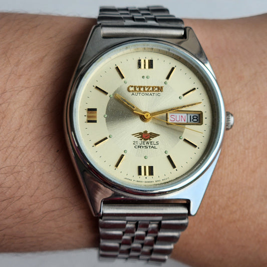 Vintage 1981 Original Citizen Automatic 8200 Golden Face 21 Jewels Day-Date Japanese Men's Wrist Watch EA50
