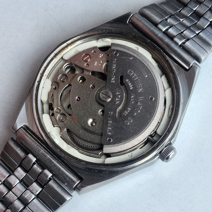 Vintage 1983 Original Citizen Automatic 8200 Grey Face 21 Jewels Day-Date Japanese Men's Wrist Watch EA47