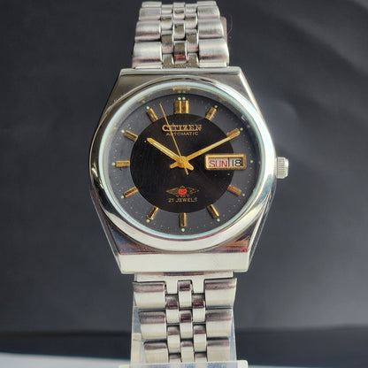 Vintage 1982 Original Citizen Automatic 8200 Black Face 21 Jewels Day-Date Japanese Men's Wrist Watch EA48