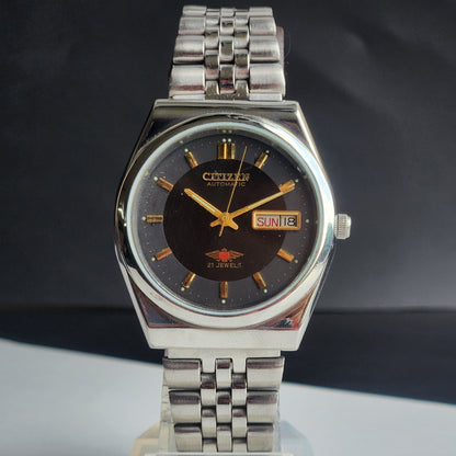 Vintage 1982 Original Citizen Automatic 8200 Black Face 21 Jewels Day-Date Japanese Men's Wrist Watch EA48