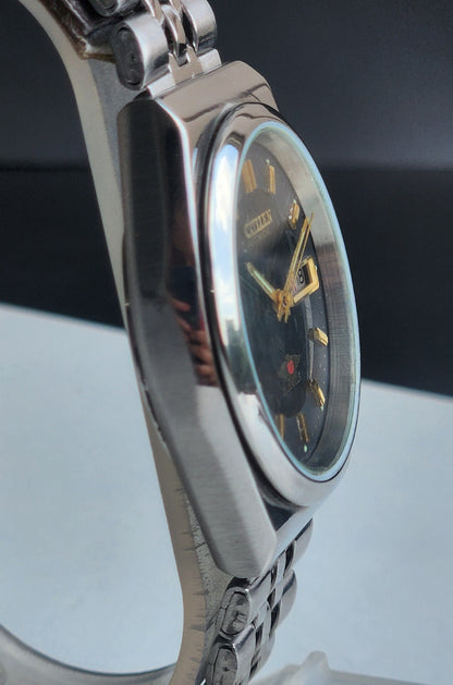 Vintage 1982 Original Citizen Automatic 8200 Black Face 21 Jewels Day-Date Japanese Men's Wrist Watch EA48